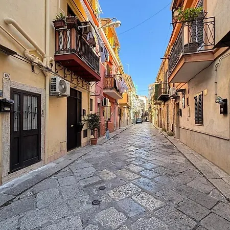 L' Arco Antico